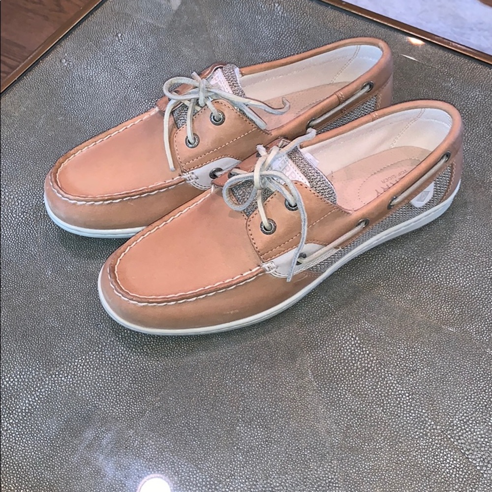 Women’s Sperry Top-Sider. New in box size 9 W